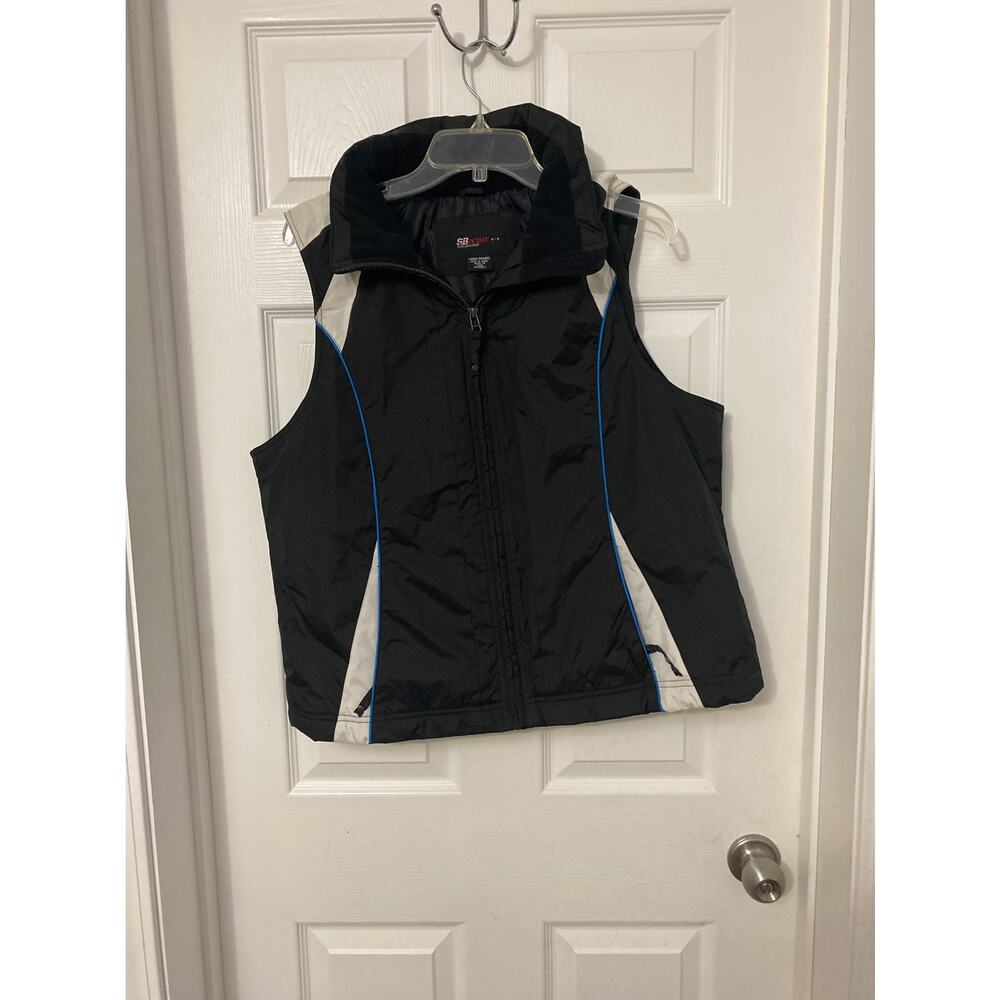 St. John’s Bay Puffer Vest Size large